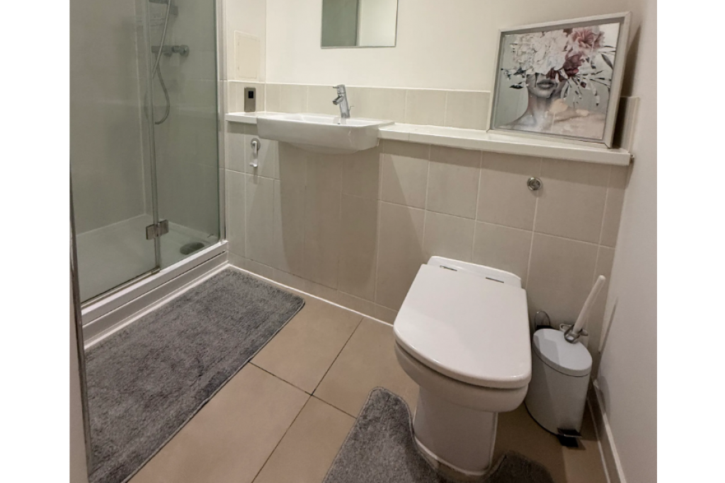 Ensuite Room – Greenwich – Babbage Point, SE10 9FA