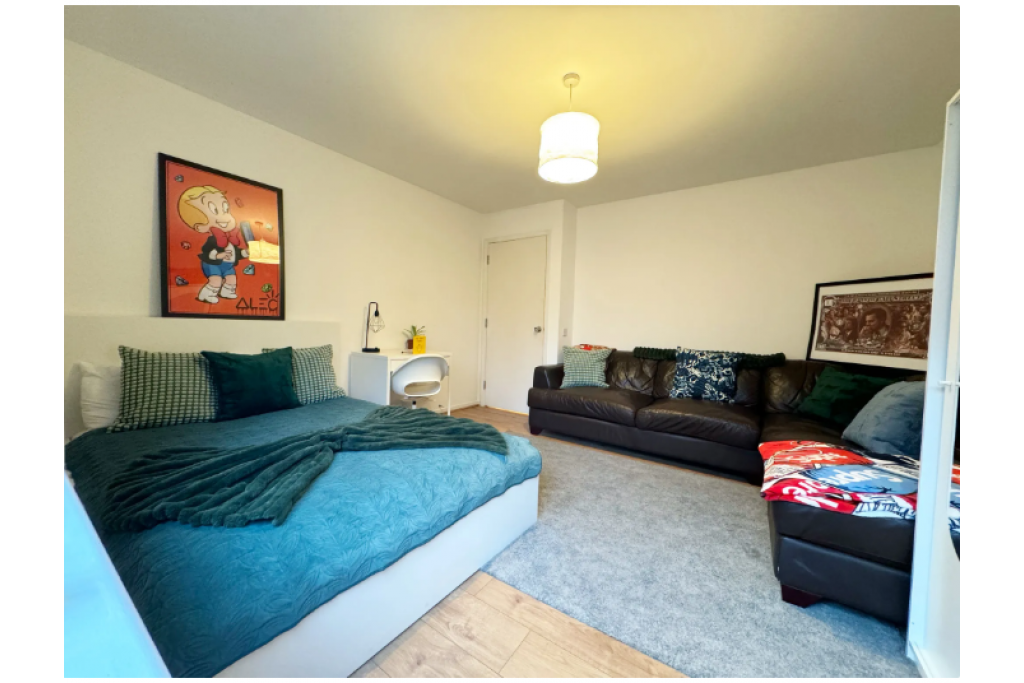Spacious Double Room in Canary Wharf – Blackwall Way, E14 9QU