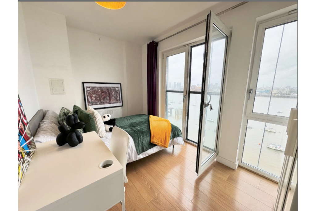 Riverside Room – Barge Walk, SE10 0FN