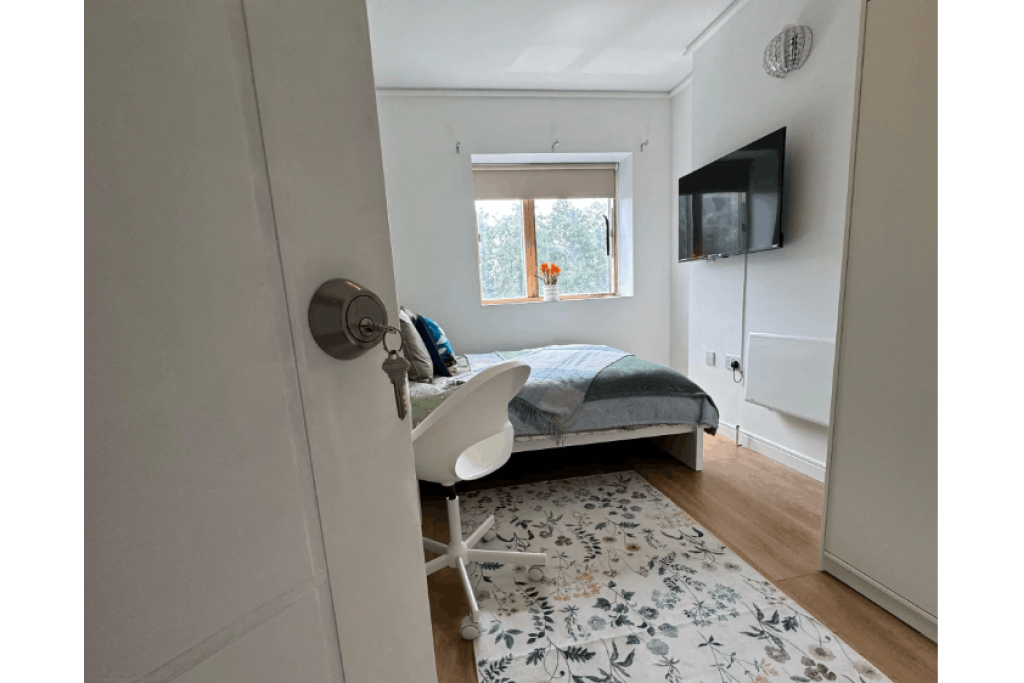 Double Room – Greenwich | Faraday Lodge, SE10 0QL | £950