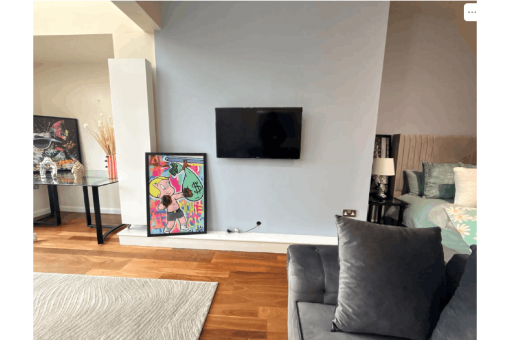 Spacious Top Floor Room with Private Terrace and Skyline Views – Moseley Row, SE10