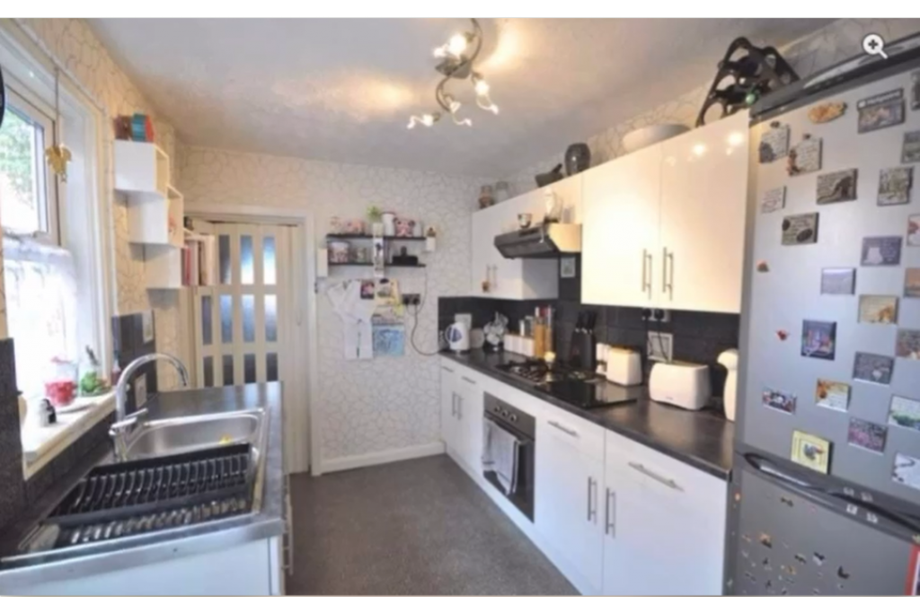 Flexible 2–3 Bedroom Investment Opportunity – Gloucester GL2 (Company Let / R2R)