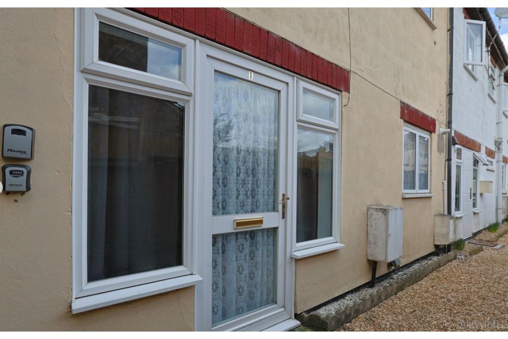 Low-Entry Serviced Accommodation Investment – 2-Bed House, Luton LU2 (£5.7K All-In)