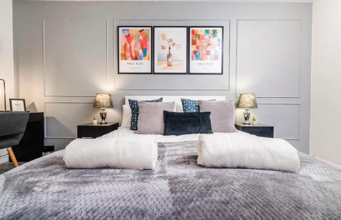 Heathrow Investment Portfolio – 5 × 1-Bed New Build Apartments – Harlington UB3