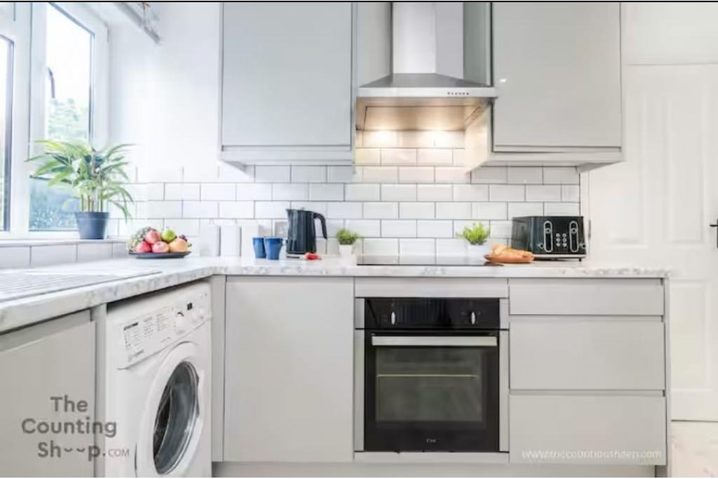 Heathrow Investment Portfolio – 5 × 1-Bed New Build Apartments – Harlington UB3