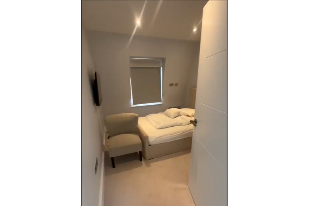 Elegant 4-Bedroom Mews House – Chesham Mews, South Kensington SW7