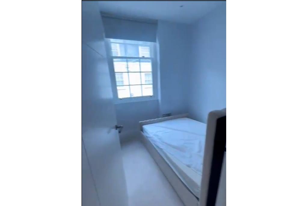 Elegant 4-Bedroom Mews House – Chesham Mews, South Kensington SW7