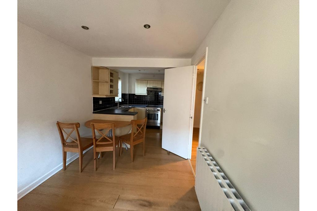West London Portfolio – 16 Apartment Block with Penthouse Units – South Ealing W5