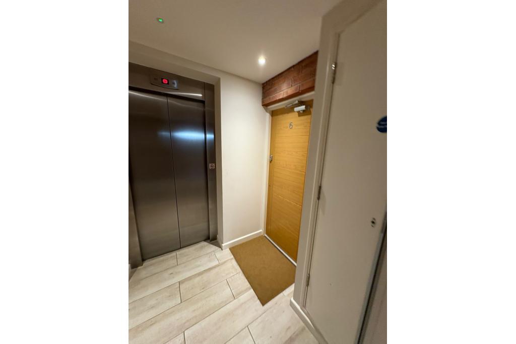 West London Portfolio – 16 Apartment Block with Penthouse Units – South Ealing W5