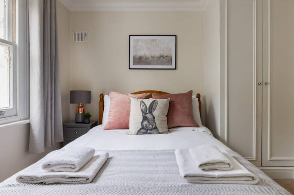 Prime Paddington Serviced Apartments – 2 × 1-Bed Units (Sleeps 4) – W2