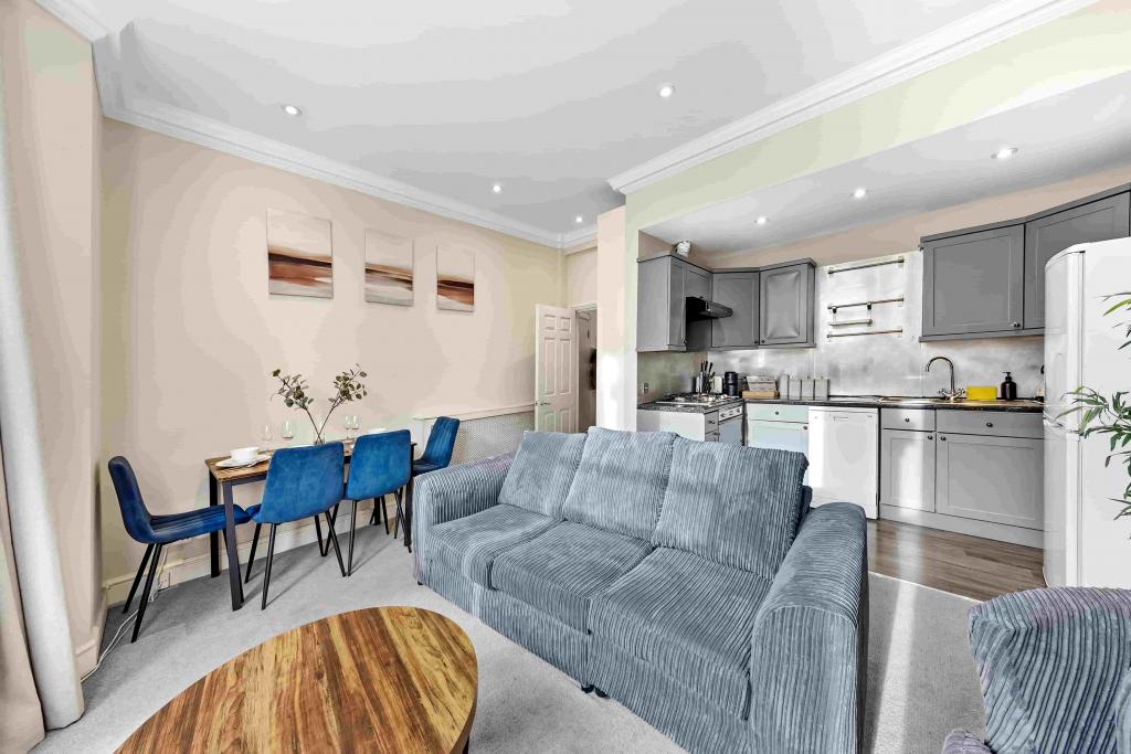 Prime Paddington Serviced Apartments – 2 × 1-Bed Units (Sleeps 4) – W2