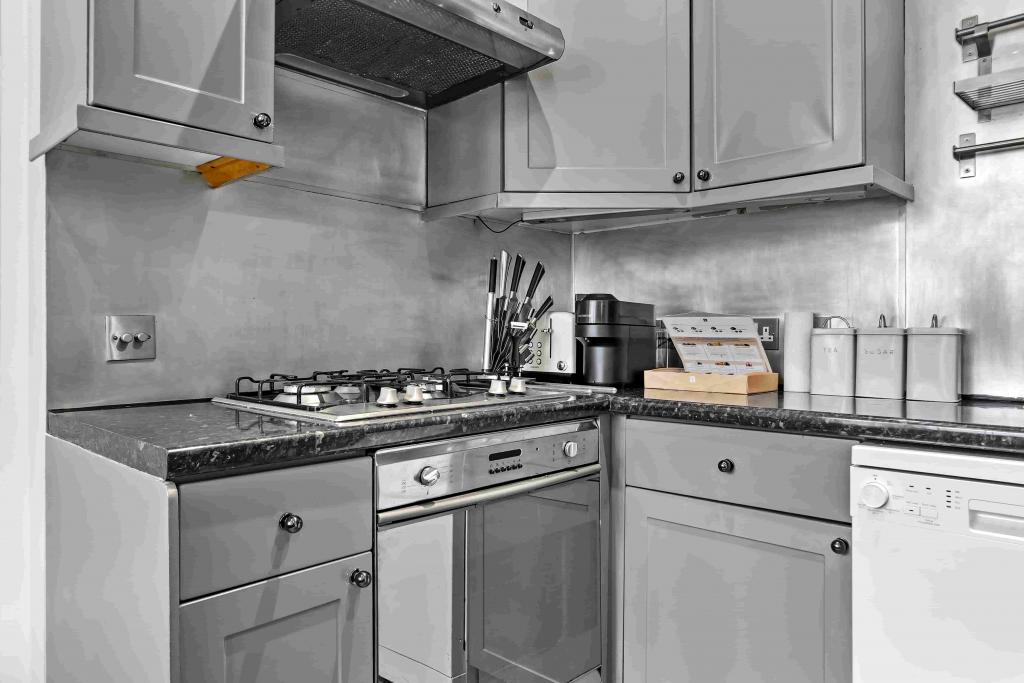 Prime Paddington Serviced Apartments – 2 × 1-Bed Units (Sleeps 4) – W2