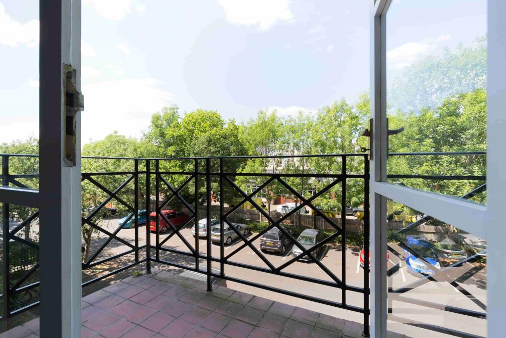 Brixton R2SA Opportunity – 2 × 2-Bed Apartments with Private Entrance – SE24