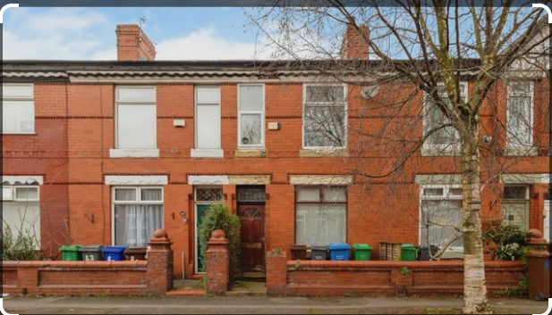 Modern 2-Bed Detached House with En-Suites – M14 Manchester (Near Universities)