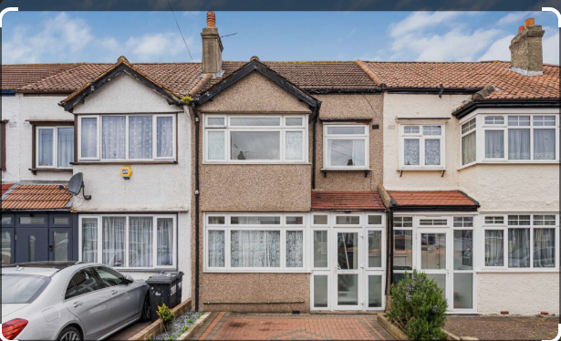 Freehold Value-Add Opportunity – 4-Bed House with Development Potential – Croydon CR7