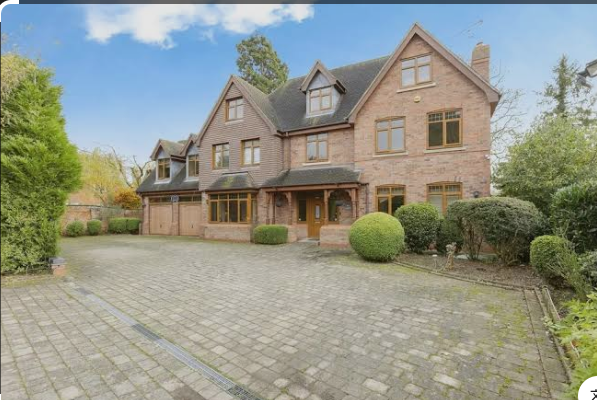 Large 6-Bedroom House – Prime Bath BA1 – Serviced Accommodation Opportunity