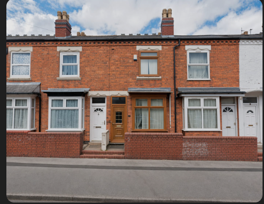 13-Bedroom Licensed HMO – Prime Preston Location – High-Yield Investment