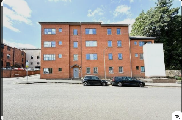High-Yield 2-Bed Investment Apartment – Stockport – 9.6% Gross Yield – Parking Included