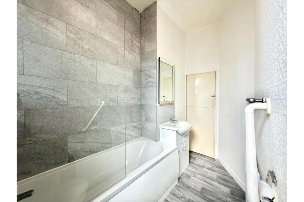 Athol Street, Gorton, Manchester M18 – Refurbished 2-Bed Freehold Investment Opportunity