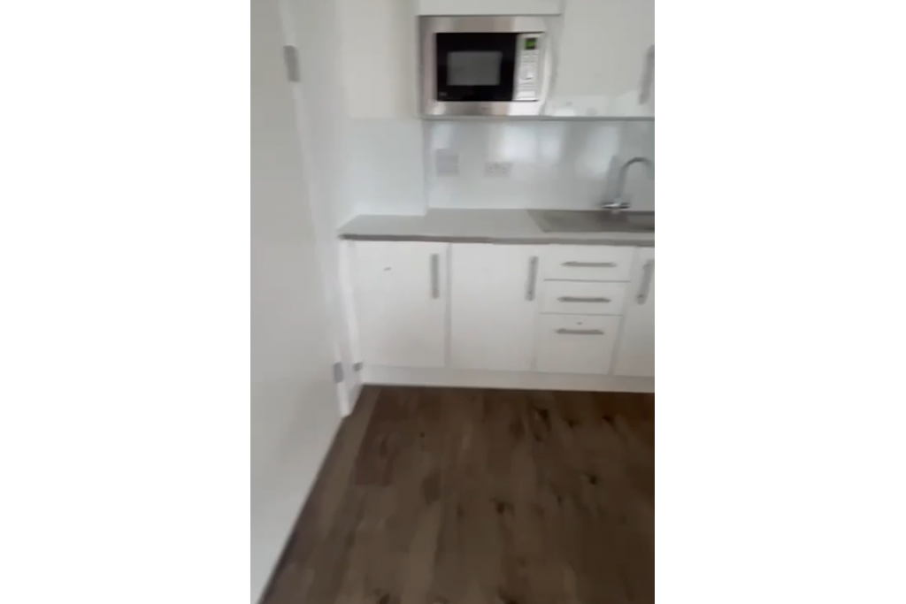 Central Croydon, London – Multi-Unit R2R & Serviced Accommodation Opportunity