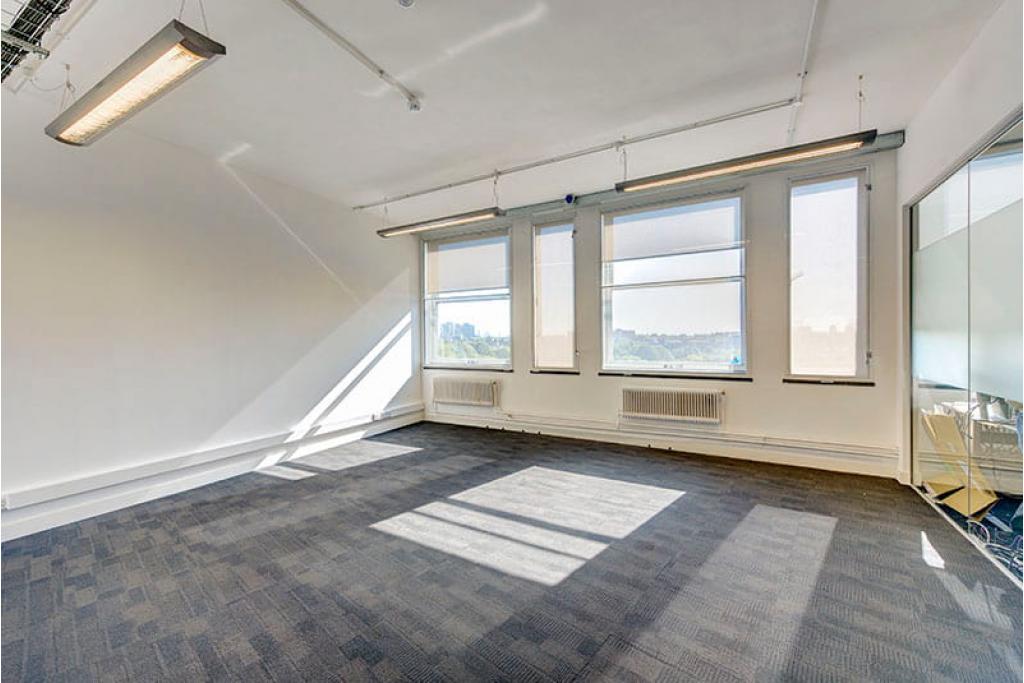 Camelford House – Office Space | Southbank West, London SE1
