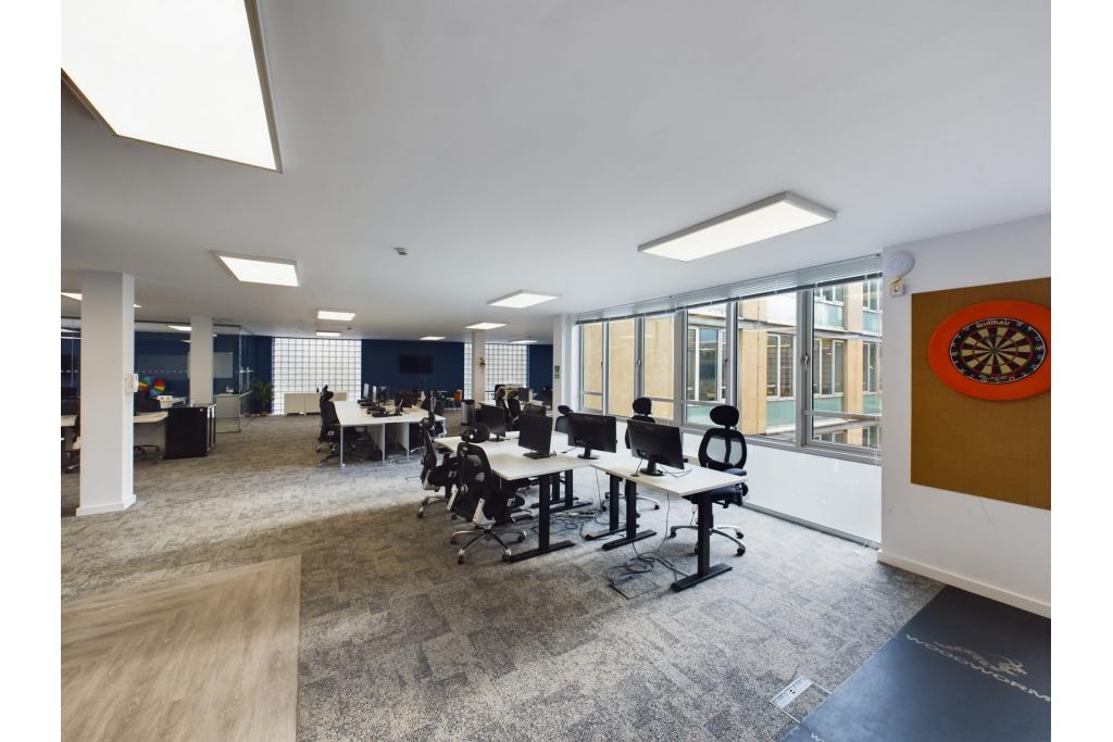 151-153 Bermondsey Street – Office Unit | Bickle’s Yard, London SE1