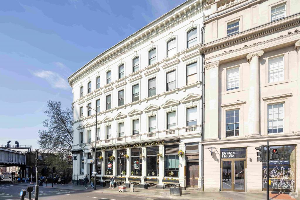 6-10 Borough High Street – Bank Chambers, Grade II Listed Office Accommodation