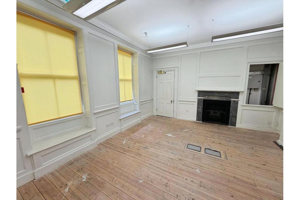 101 Borough High Street – Grade II-Listed Office Building in Southbank East, London SE1