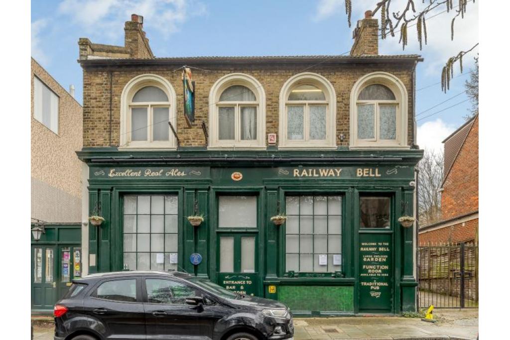 14 Cawnpore Street – The Railway Bell, Retail Opportunity in Lambeth, London SE19