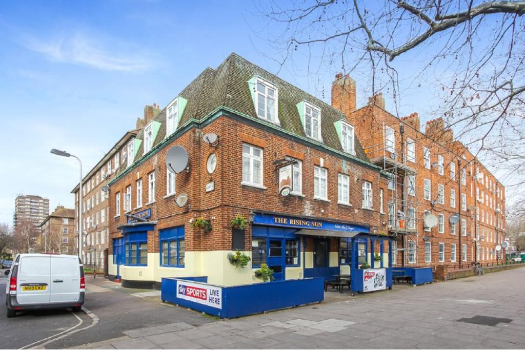 98 Harper Road – The Rising Sun, Bar/Nightclub, London SE1