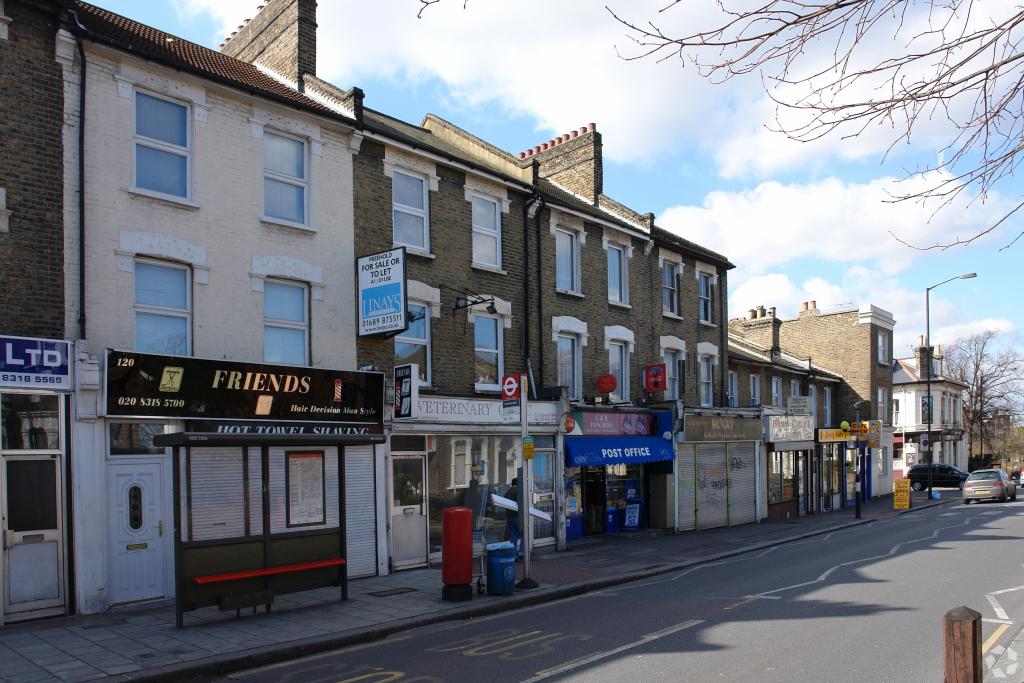 118 Hither Green Lane – Shopfront Retail/Residential, Lewisham, London SE13