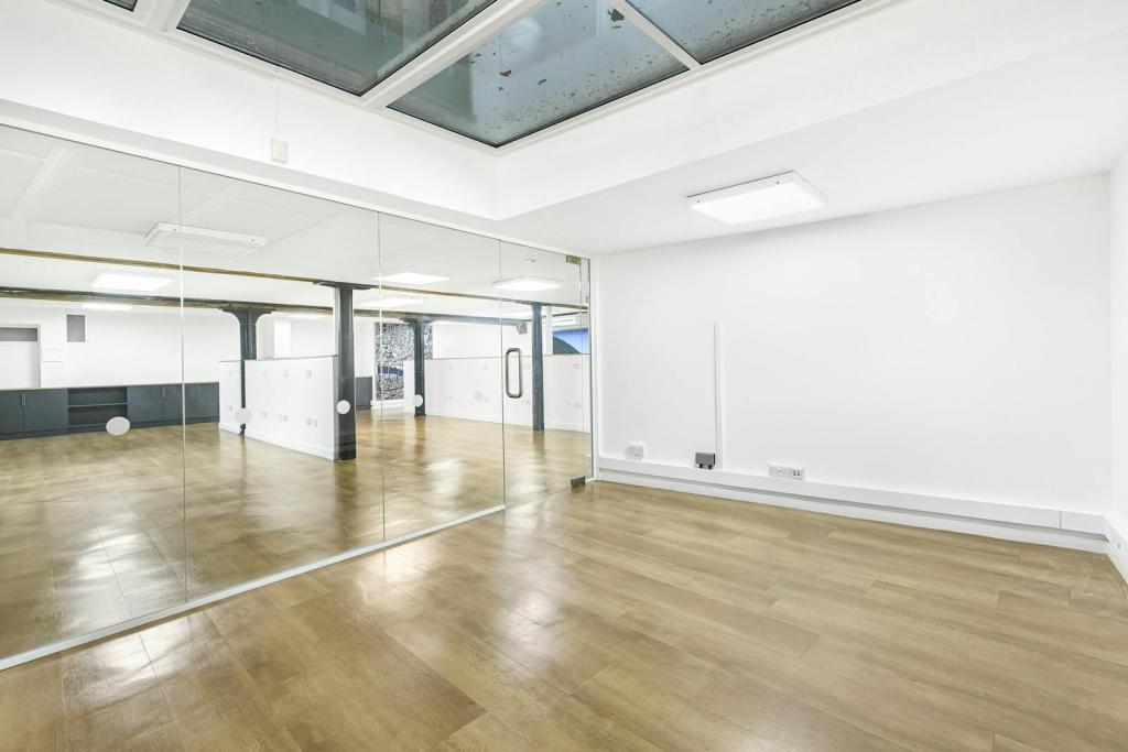 Maidstone Building Mews – Office Unit, Southbank East, London