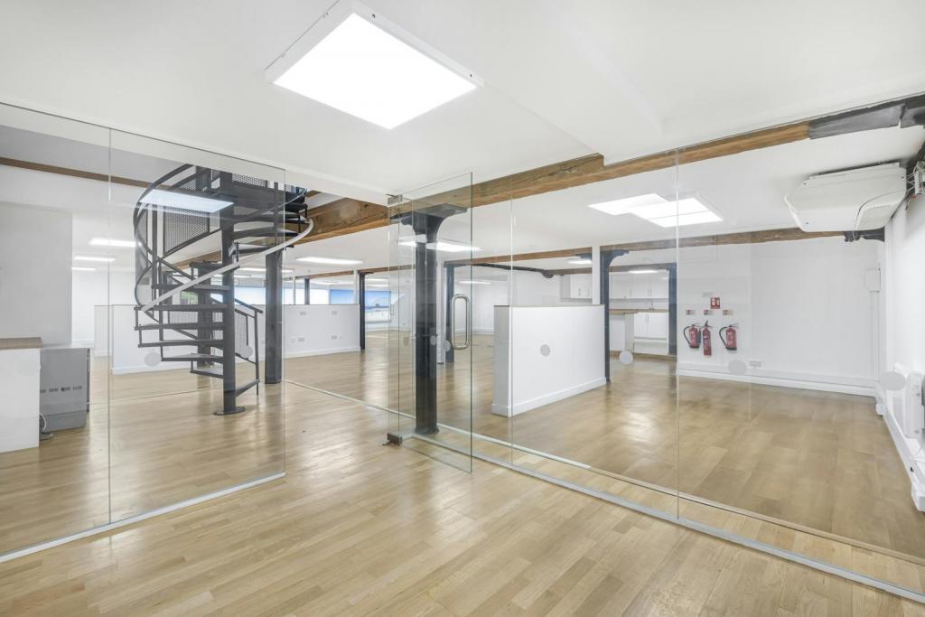 Maidstone Building Mews – Office Unit, Southbank East, London