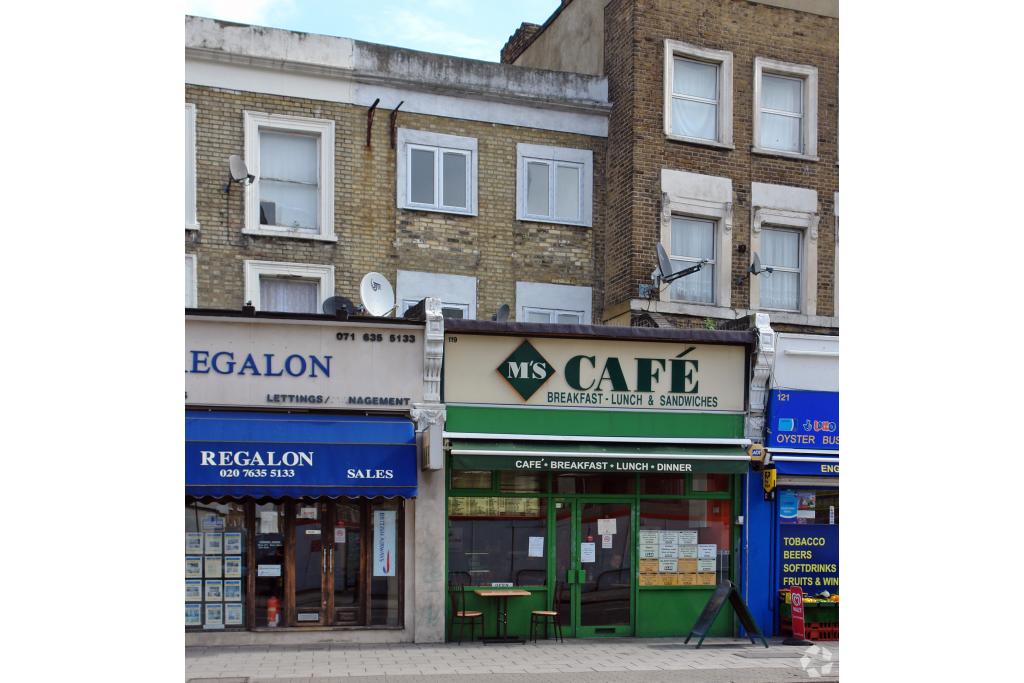 119 Queens Road, London SE15 – Retail Shopfront
