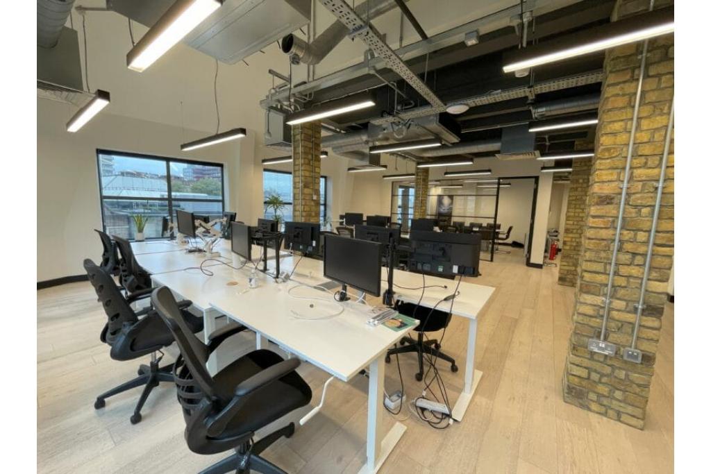 2-4 Southwark Street – Southbank East, London SE1