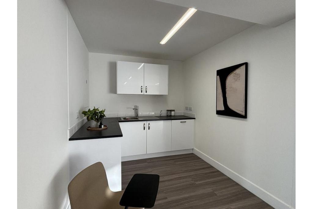 81 Southwark Street – Southbank East, London SE1