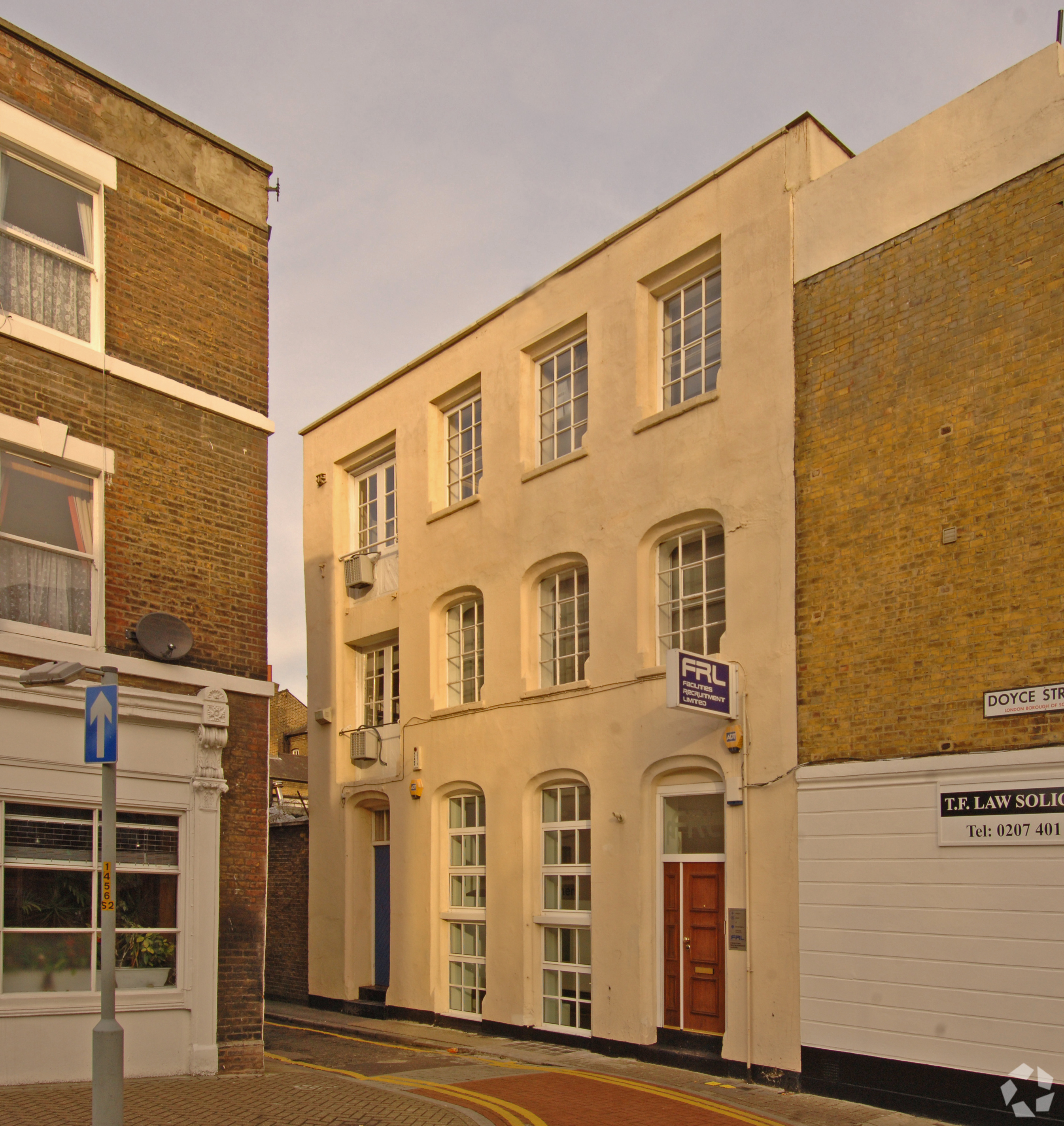 1-2 Doyce St - Multi-Tenant Office Building