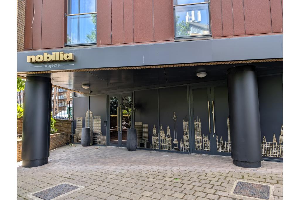 Surray Quays – Marine Wharf Office Southern Fringe
