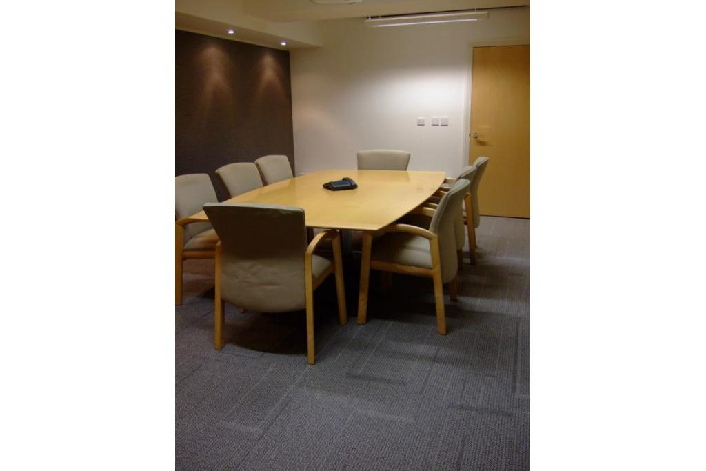 “51-53 Surrey Row – Multi-Floor Office Building with 3,154 Sq Ft Available, Southbank