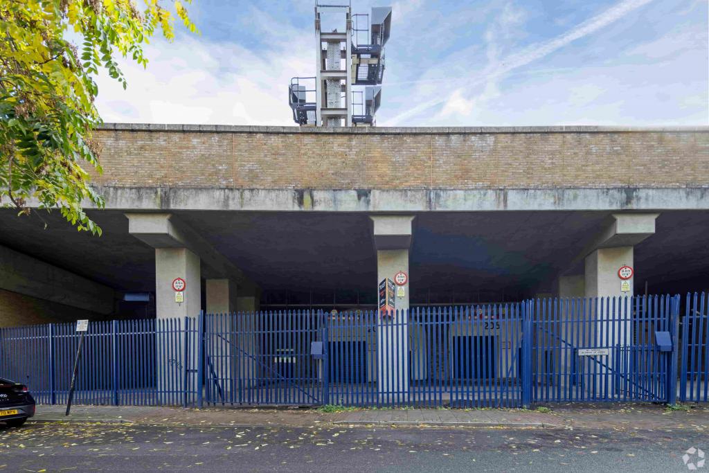 203-204A Virgil Street - Railway Arches Light Distribution