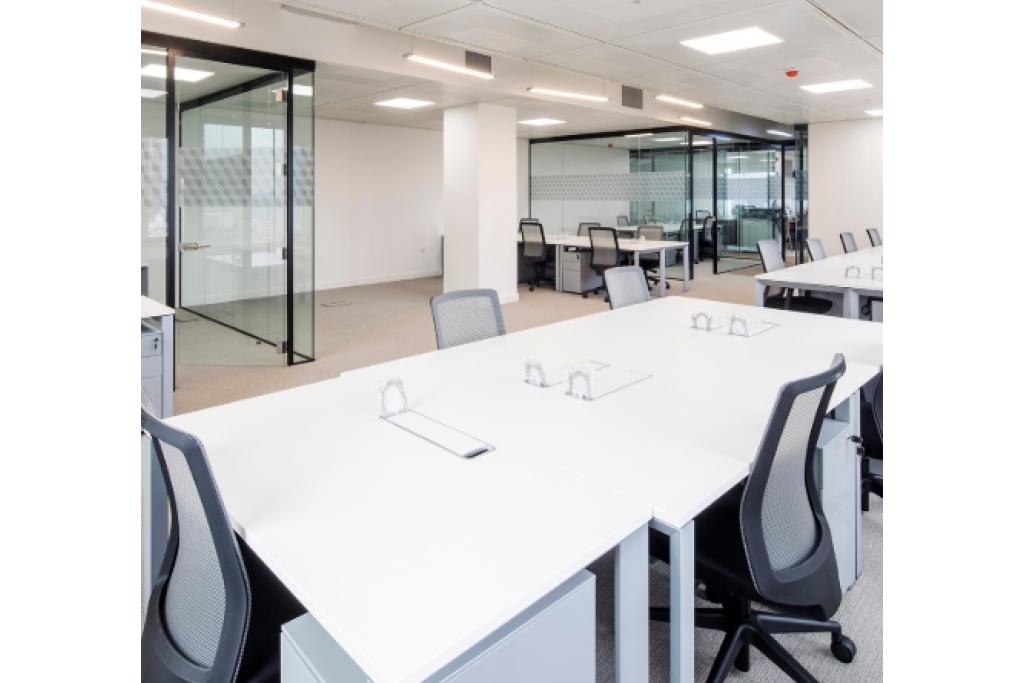 91 Waterloo Road - Capital Tower Office Building in Southbank West