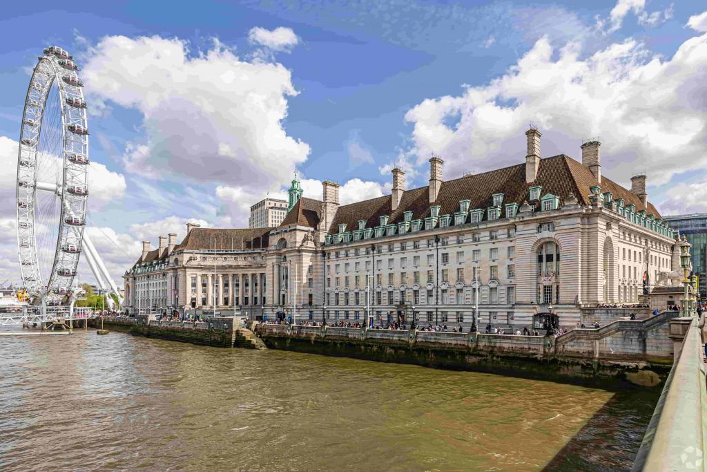 Westminster Bridge Road - County Hall Office Building