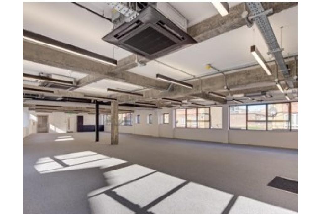 Fully Refurbished Four-Storey Office Building with High-Spec Fitted Offices Near London Bridge