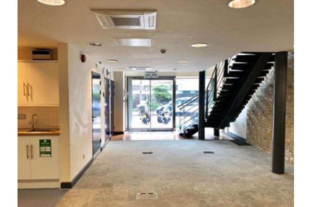 Mixed-Use Former Railway Building with Office and Retail Space Near London Waterloo