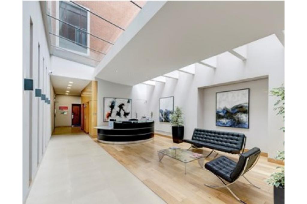 Mixed-Use Former Railway Building with Office and Retail Space Near London Waterloo