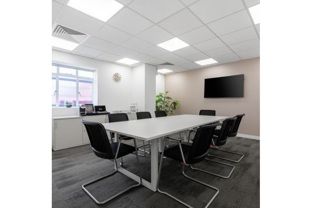 132 Lewisham High St – Office Building for Lease, Southern Fringe, London