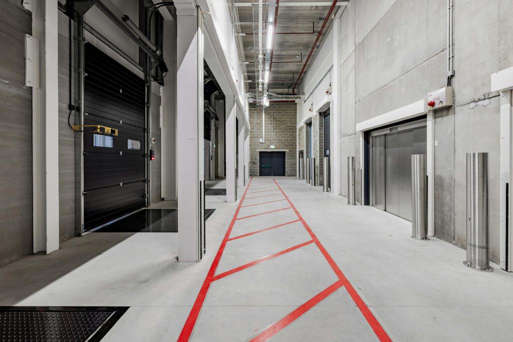 Industrial Warehouse – 25-30 Mandela Way, Southwark, London