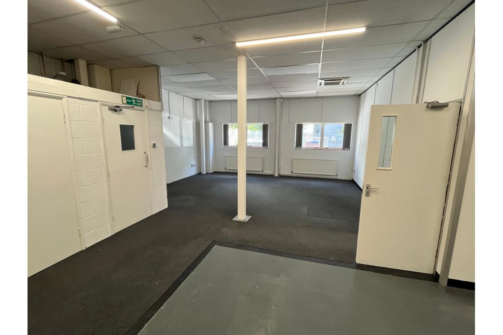 Bridgegate Centre Light Manufacturing and Industrial Units in Welwyn Garden City