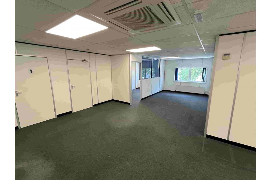 Bridgegate Centre Light Manufacturing and Industrial Units in Welwyn Garden City