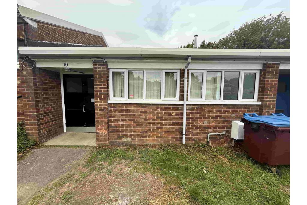 2-14 Brownfields – Industrial Service Units in Welwyn Garden City